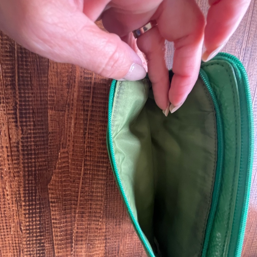 Coach Vibrant Green Leather Wrislet Wallet - Picture 5 of 9